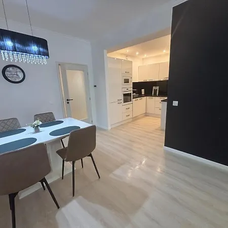 Zelene Atrium Premium Apartament *