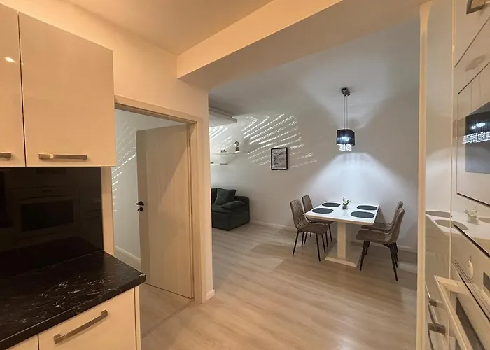 Zelene Atrium Premium ترنافا