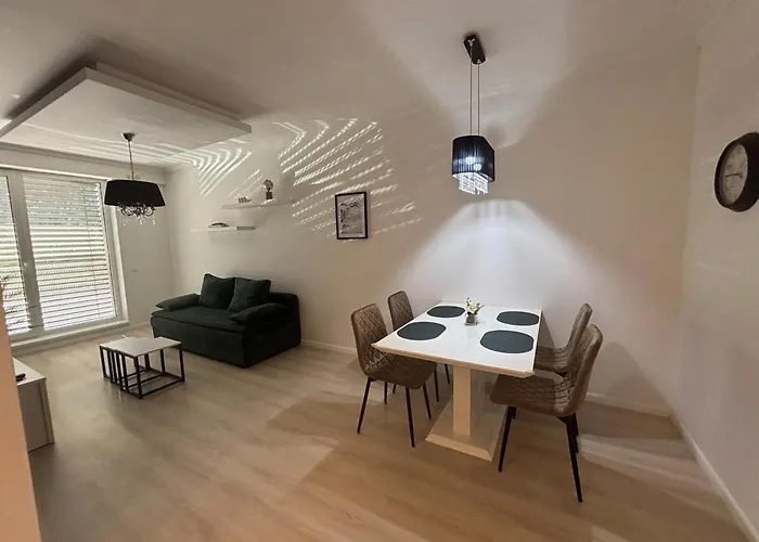 Zelene Atrium Premium ترنافا